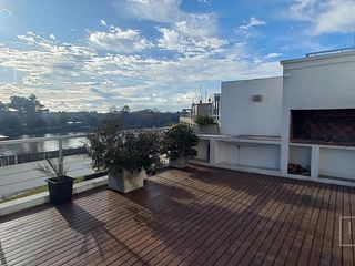 Foto 1 de Departamento al río dos dormitorios barrio náutico Albanueva