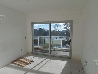 Foto 4 de Departamento al río dos dormitorios barrio náutico Albanueva