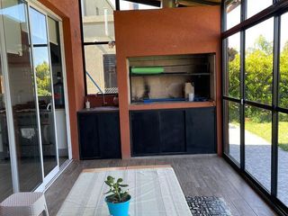 Foto 19 de Casa en alquiler - San Eduardo, Pilar del Este