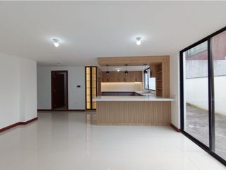 Foto 4 de Lomas de Monteserrín, Departamento en Venta, 240m2, 4 Habitaciones