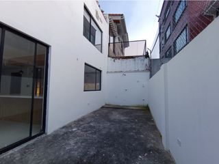 Foto 27 de Lomas de Monteserrín, Departamento en Venta, 240m2, 4 Habitaciones