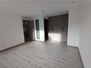 Foto 25 de Lomas de Monteserrín, Departamento en Venta, 240m2, 4 Habitaciones