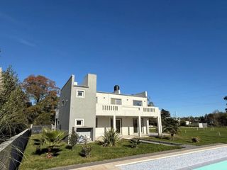 Foto 12 de Casa en venta de 3 dormitorios c/ cochera en Tandil