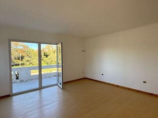 Foto 7 de Casa en venta de 3 dormitorios c/ cochera en Tandil