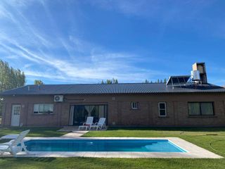 Foto 17 de Chalet en venta de 4 dormitorios c/ cochera en Rama Caída