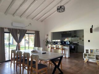Foto 6 de Chalet en venta de 4 dormitorios c/ cochera en Rama Caída