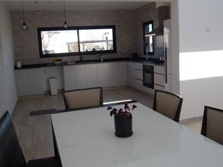 Foto 6 de CASA 4 AMBIENTES  HARAS SANTA MARÍA PARQUE PILETA