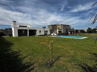 Foto 38 de CASA 4 AMBIENTES  HARAS SANTA MARÍA PARQUE PILETA