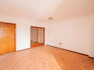 Foto 4 de ALQUILER SEMIPISO ZONA CENTRO, 3 DORMITORIOS. COCH