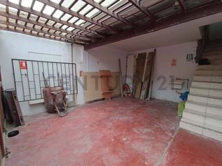 Foto 2 de VENTA DE CASA EN LA PERLA CALLAO JUNTO AL PARQUE