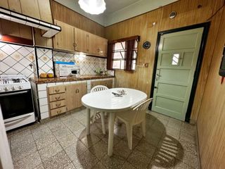 Foto 5 de Casa en venta con parque - La Plata