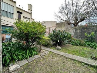 Foto 25 de Casa en venta con parque - La Plata