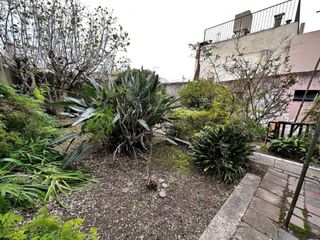 Foto 24 de Casa en venta con parque - La Plata