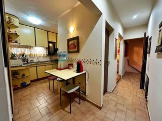 Foto 12 de Casa en venta con parque - La Plata