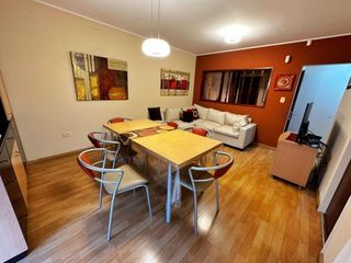 Foto 1 de Casa en venta con parque - La Plata
