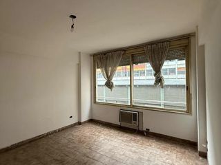 Foto 1 de Venta Departamento Monoambiente Retiro Frente