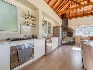 Foto 43 de CASA EN ALQUILER DEL VISO, 6 AMBIENTES, CON PILETA