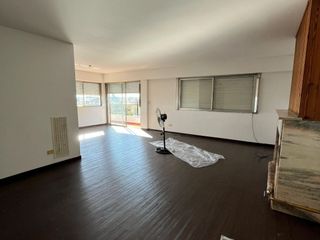 Foto 1 de Departamento en alquiler de 3 dormitorios en Concordia