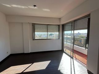 Foto 17 de Departamento en alquiler de 3 dormitorios en Concordia