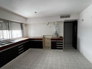 Foto 7 de Departamento en alquiler de 3 dormitorios en Concordia