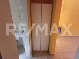 Foto 7 de VENTA COMPLEJO DE 4 DPTOS EN PLOTTIER
