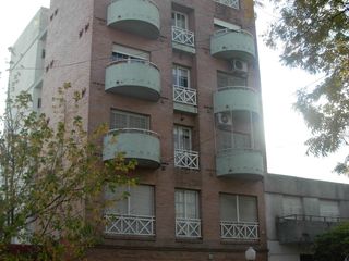 Foto 1 de DEPARTAMENTO 2 AMBIENTES EN ALQUILER