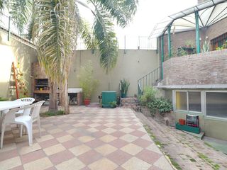 Foto 34 de VENTA CASA 5 AMBIENTES 2 COCHERAS PLAYROOM  DEVOTO
