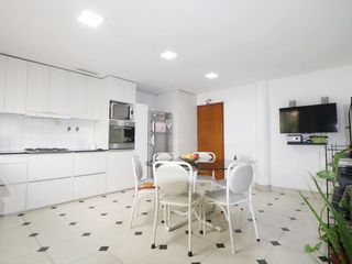Foto 7 de VENTA CASA 5 AMBIENTES 2 COCHERAS PLAYROOM  DEVOTO