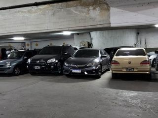 Foto 4 de DOS COCHERAS ESCUCHA OFERTA !!