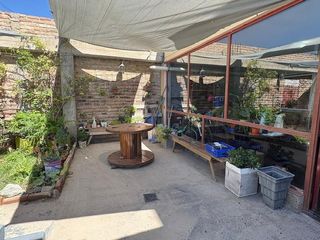 Foto 68 de VENTA CASA 5 DORMITORIOS AV. SAN MARTIN