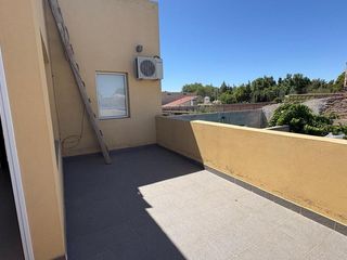 Foto 31 de VENTA CASA 5 DORMITORIOS AV. SAN MARTIN