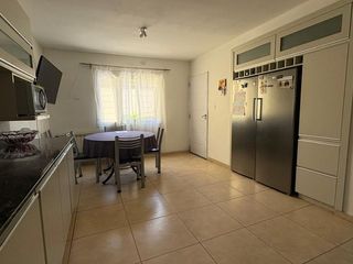 Foto 10 de VENTA CASA 5 DORMITORIOS AV. SAN MARTIN