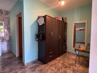Foto 37 de VENTA CASA 5 DORMITORIOS AV. SAN MARTIN