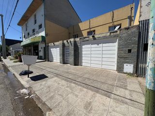 Foto 3 de VENTA CASA 5 DORMITORIOS AV. SAN MARTIN