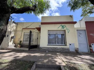 Foto 1 de En Alquiler | Hermosa Propiedad con 2 Dormitorios en Alquiler en Moreno Centro Zona Residencial