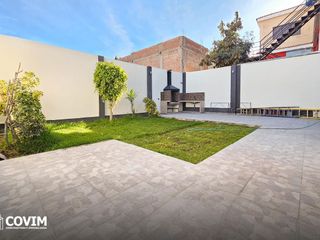 Foto 13 de Casa en Venta en José Luis Bustamante y Rivero