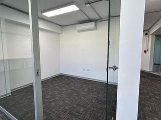 Foto 10 de ALQUILO OFICINA EN SURQUILLO, ZONA TRANSITADA
