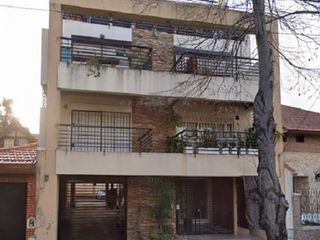 Foto 1 de Venta Cochera cubierta en Villa Pueyrredon