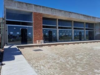 Foto 6 de Oficina en ALQUILER en Colinas de Manantiales, amplia y luminosa, a estrenar en planta alta.  Apto profesional