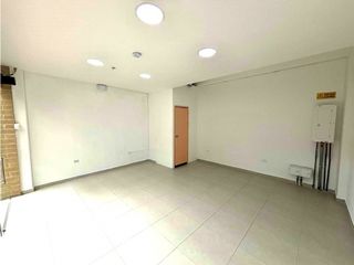 Foto 3 de ALQUILO LOCAL EN CENTRO COMERCIAL RIO DEL ESTE EN CORAZÓN DE RIONEGRO