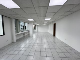 Foto 8 de Renta Oficina 60M2 La Vozandes/Incluye Parqueadero
