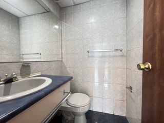 Foto 14 de Renta Oficina 60M2 La Vozandes/Incluye Parqueadero