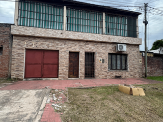 Foto 1 de Departamento en alquiler de 3 dormitorios en Barranqueras