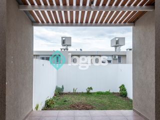 Foto 28 de Dúplex financiado en venta de 3 dormitorios en Grand Bourg