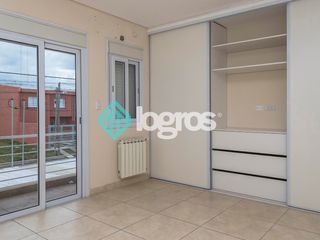 Foto 49 de Dúplex financiado en venta de 3 dormitorios en Grand Bourg