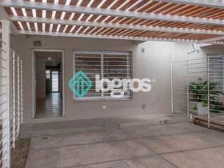 Foto 3 de Dúplex financiado en venta de 3 dormitorios en Grand Bourg