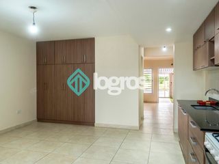 Foto 17 de Dúplex financiado en venta de 3 dormitorios en Grand Bourg