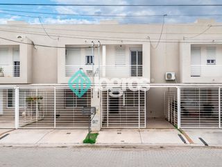 Foto 1 de Dúplex financiado en venta de 3 dormitorios en Grand Bourg