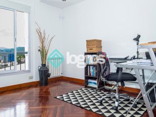 Foto 22 de Departamento en venta de 3 dormitorios con cochera en Macrocentro
