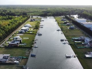 Foto 5 de LOTE CON SALIDA AL RIO